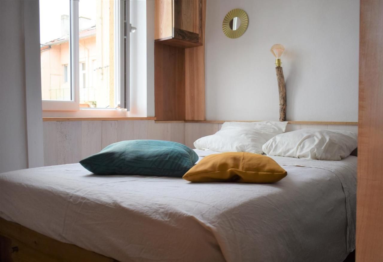 Studio Sympa Avec Petit Dejeuner Entre Canal Et Loire Roanne Kültér fotó